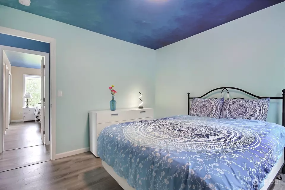 Bedroom - 2817 Hannen St, Dupont, WA 98327 photo 4 of 4