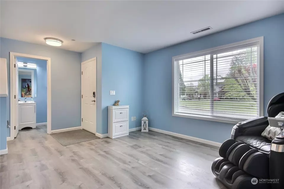 Bedroom - 2817 Hannen St, Dupont, WA 98327 photo 1 of 4