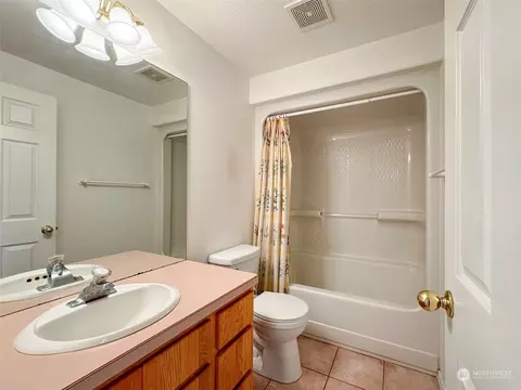 Bath - 60 Heron Way, Sequim, WA 98382 photo 4 of 4