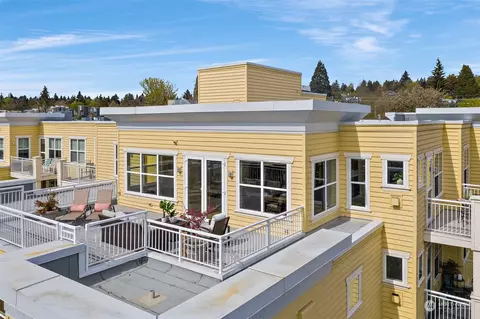 2901 NE Blakeley St #512, Seattle, WA 98105