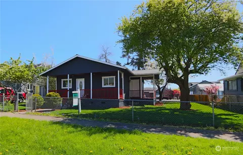 75 SW 3rd St, Chehalis, WA 98532