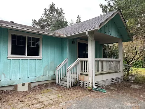 Exterior - 2001 196th St, Long Beach, WA 98631 photo 6 of 10