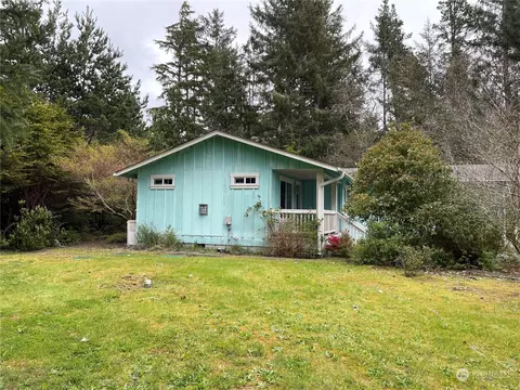 Exterior - 2001 196th St, Long Beach, WA 98631 photo 5 of 10