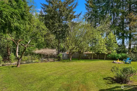 Exterior - 23611 48th Ave SE, Bothell, WA 98021 photo 9 of 13
