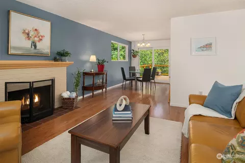 Living - 23611 48th Ave SE, Bothell, WA 98021 photo 3 of 6