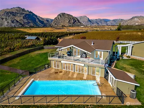 297 Appleton Ln, Chelan, WA 98816