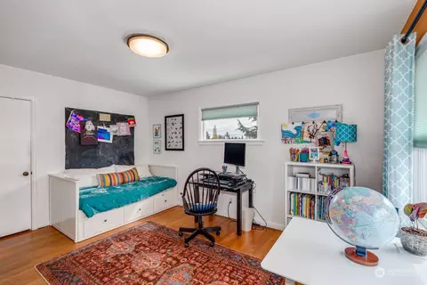 Bedroom - 531 Alverson Blvd, Everett, WA 98201 photo 1 of 6