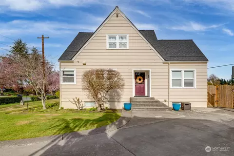 Exterior - 531 Alverson Blvd, Everett, WA 98201 photo 3 of 10