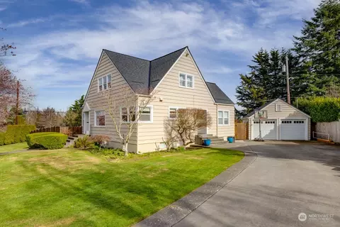 Exterior - 531 Alverson Blvd, Everett, WA 98201 photo 2 of 10