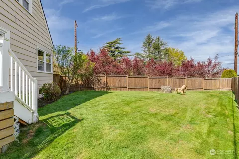 Exterior - 531 Alverson Blvd, Everett, WA 98201 photo 7 of 10