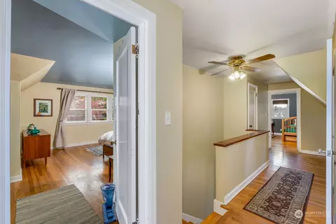 Entry Way - 531 Alverson Blvd, Everett, WA 98201 photo 3 of 3