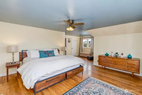 Bedroom - 531 Alverson Blvd, Everett, WA 98201 photo 3 of 6