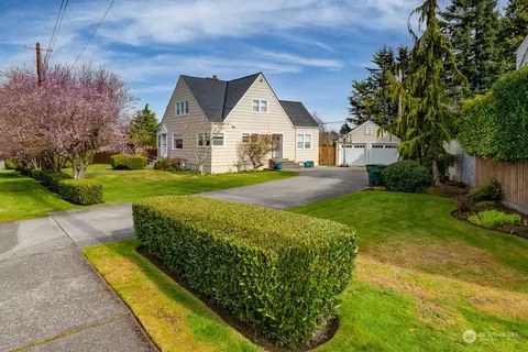 Exterior - 531 Alverson Blvd, Everett, WA 98201 photo 9 of 10