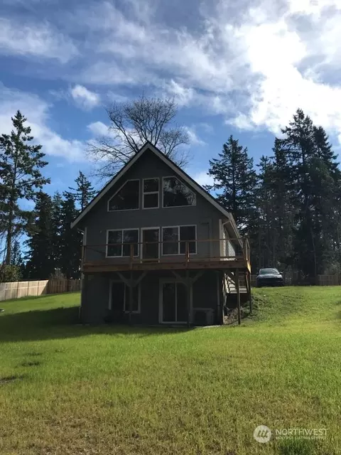 3670 Olympic Ct SE, Port Orchard, WA 98366