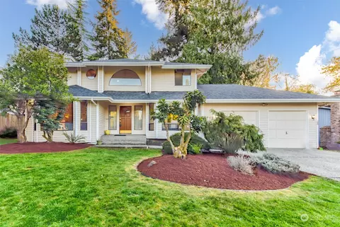 715 Kalmia Ct NW, Issaquah, WA 98027