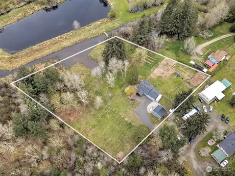 View/Area - 6545 E Grapeview Loop Rd, Allyn, WA 98524 photo 5 of 8