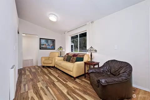 Living - 6545 E Grapeview Loop Rd, Allyn, WA 98524 photo 2 of 2