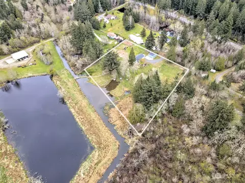 View/Area - 6545 E Grapeview Loop Rd, Allyn, WA 98524 photo 6 of 8