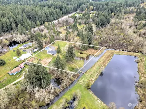 View/Area - 6545 E Grapeview Loop Rd, Allyn, WA 98524 photo 7 of 8