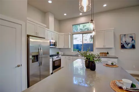 12 Green Hill Rd, Bellingham, WA 98229