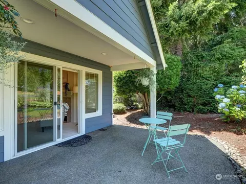 160 E Soderberg Rd #C9, Allyn, WA 98524 photo 21