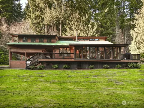 31417 Mt Tahoma Canyon Rd E, Ashford, WA 98304