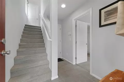 Entry Way - 3458 31st Dr, Everett, WA 98201 photo 1 of 2