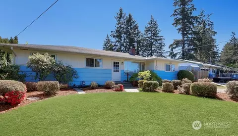 8512 Winona St SW, Lakewood, WA 98498