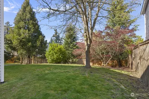 Exterior - 4511 114th Pl SE, Everett, WA 98208 photo 3 of 8