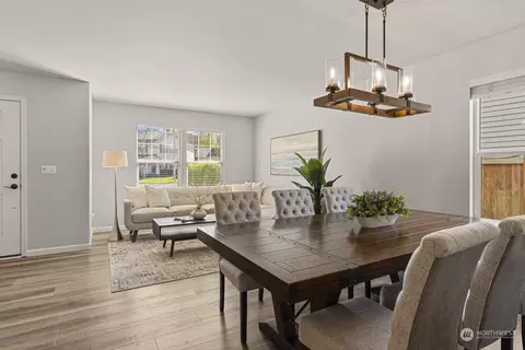 Dining - 4511 114th Pl SE, Everett, WA 98208 photo 3 of 6
