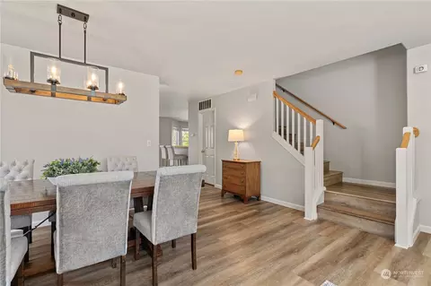 Dining - 4511 114th Pl SE, Everett, WA 98208 photo 2 of 6