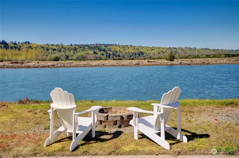 14998 Channel Ln, La Conner, WA 98257