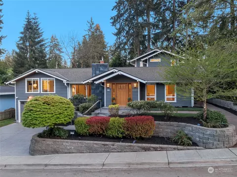 13801 NE 74th St, Redmond, WA 98052