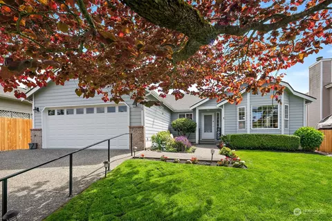 20415 23rd Ave W, Lynnwood, WA 98036