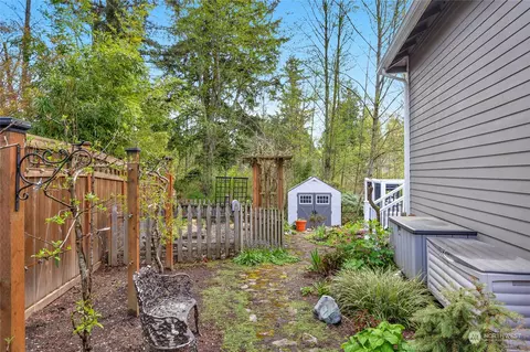 Exterior - 1232 144th Pl SE, Mill Creek, WA 98012 photo 3 of 14
