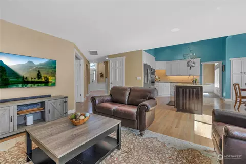 Living - 1232 144th Pl SE, Mill Creek, WA 98012 photo 4 of 5