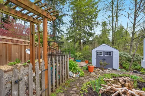 Exterior - 1232 144th Pl SE, Mill Creek, WA 98012 photo 4 of 14