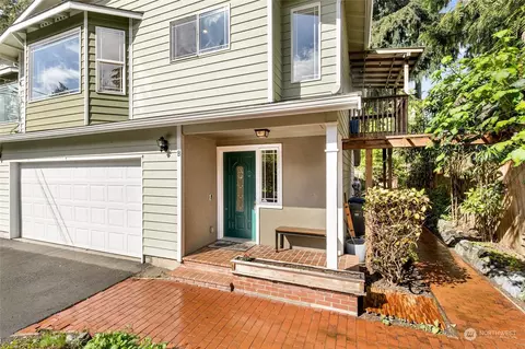 Exterior - 12014 10th Dr SE #B, Everett, WA 98208 photo 2 of 6