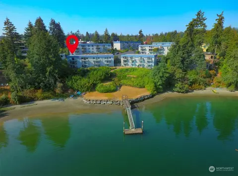 924 Shorewood Dr #45, Bremerton, WA 98312