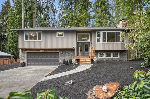 21317 73rd Dr SE, Woodinville, WA 98072