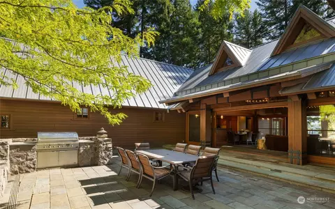 Exterior - 1200 Pinegrass Loop, Cle Elum, WA 98922 photo 4 of 8