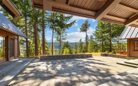 Exterior - 1200 Pinegrass Loop, Cle Elum, WA 98922 photo 3 of 8