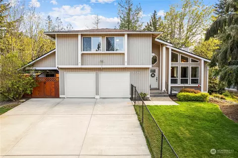 7724 E Van Buren St, Port Orchard, WA 98366