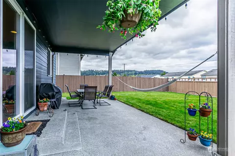 Exterior - 318 Rushton Ave SW, Orting, WA 98360 photo 3 of 3