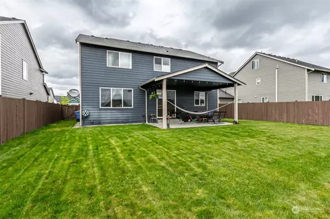 Exterior - 318 Rushton Ave SW, Orting, WA 98360 photo 2 of 3