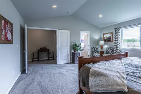 Bedroom - 318 Rushton Ave SW, Orting, WA 98360 photo 3 of 4