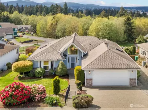 787 Tufts Ave E, Port Orchard, WA 98366