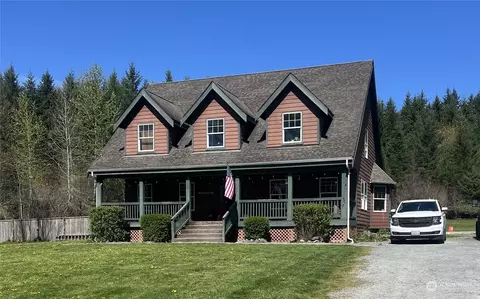 8207 Jensen Rd E, Eatonville, WA 98328