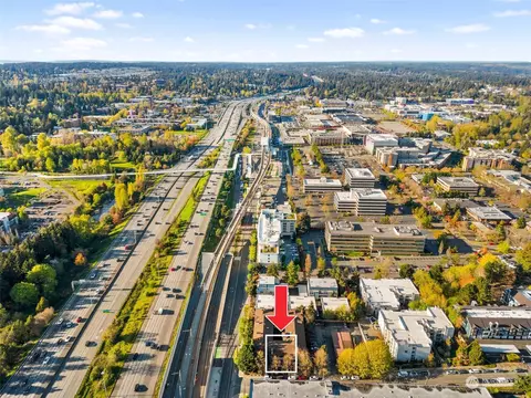 9512 1st Ave NE #203, Seattle, WA 98115