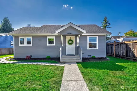 1618 5th St, Marysville, WA 98270